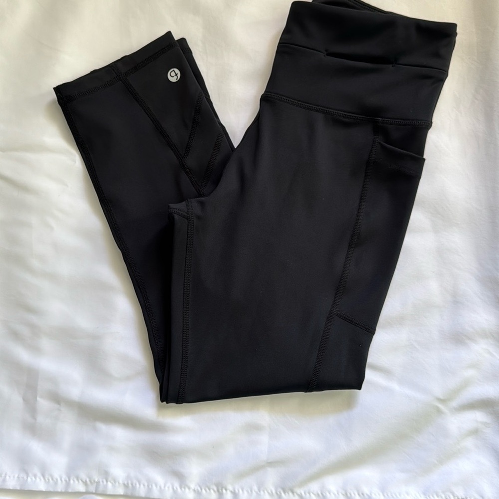 NWOT Flipbelt Active leggings capri